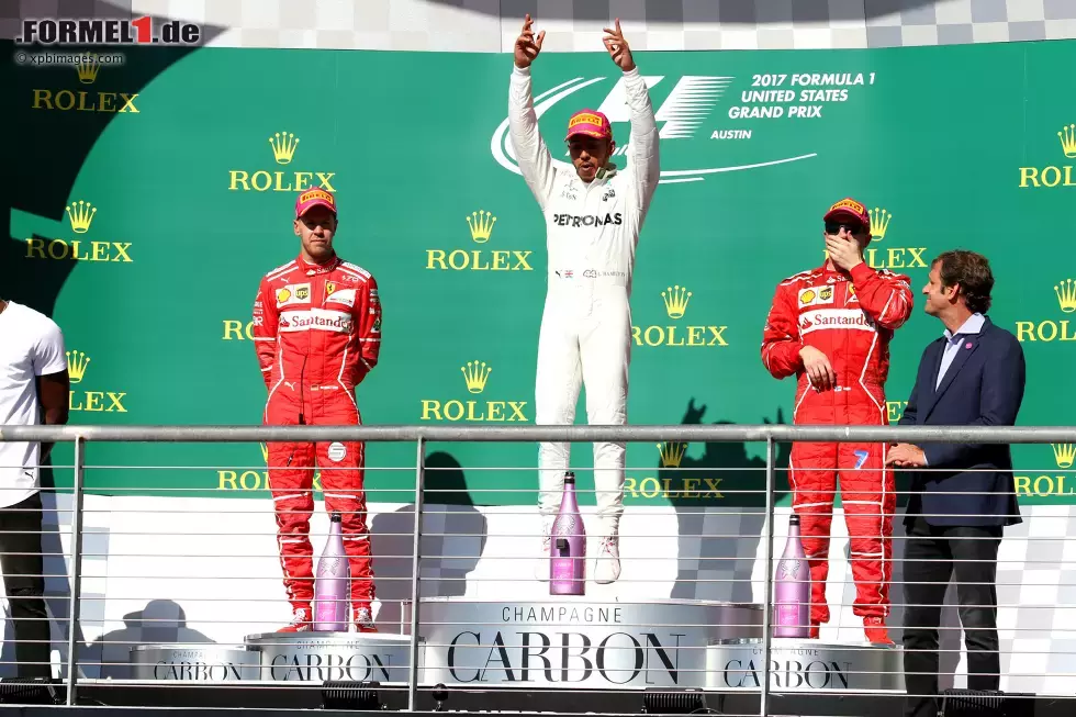 Foto zur News: Lewis Hamilton (Mercedes), Sebastian Vettel (Ferrari) und Kimi Räikkönen (Ferrari)