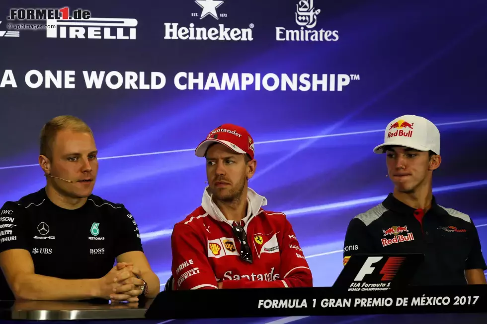 Foto zur News: Valtteri Bottas (Mercedes), Sebastian Vettel (Ferrari) und Pierre Gasly (Toro Rosso)