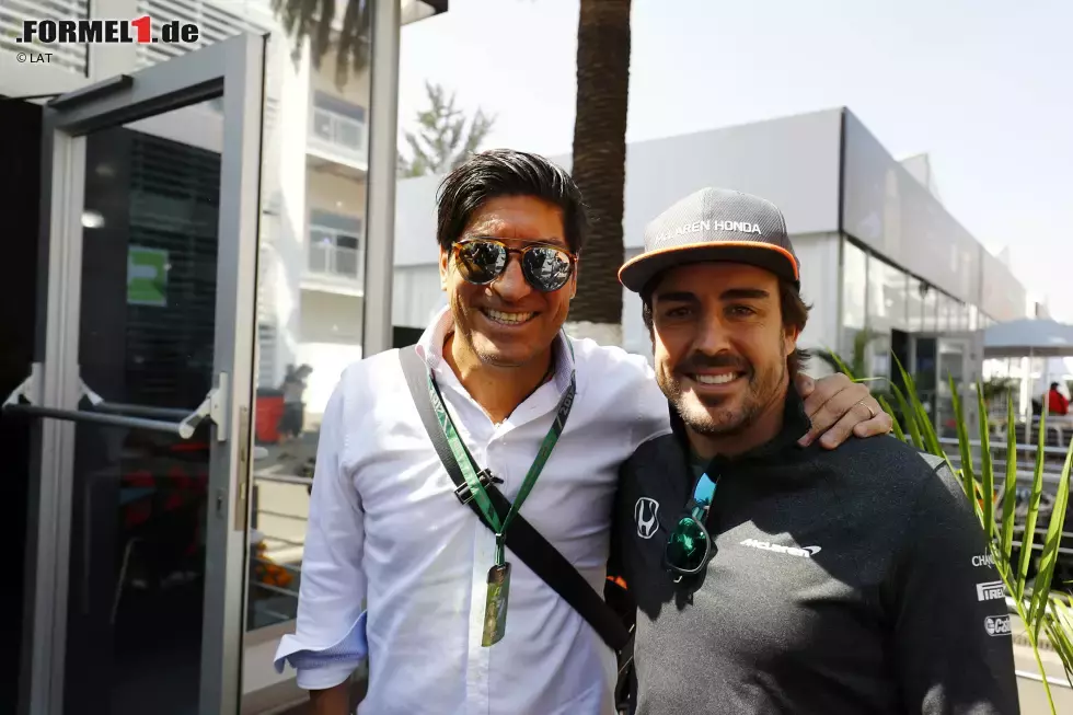 Foto zur News: Fernando Alonso (McLaren)