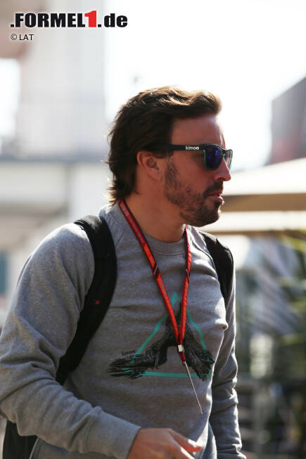 Foto zur News: Fernando Alonso (McLaren)