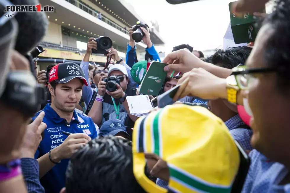 Foto zur News: Sergio Perez (Force India)