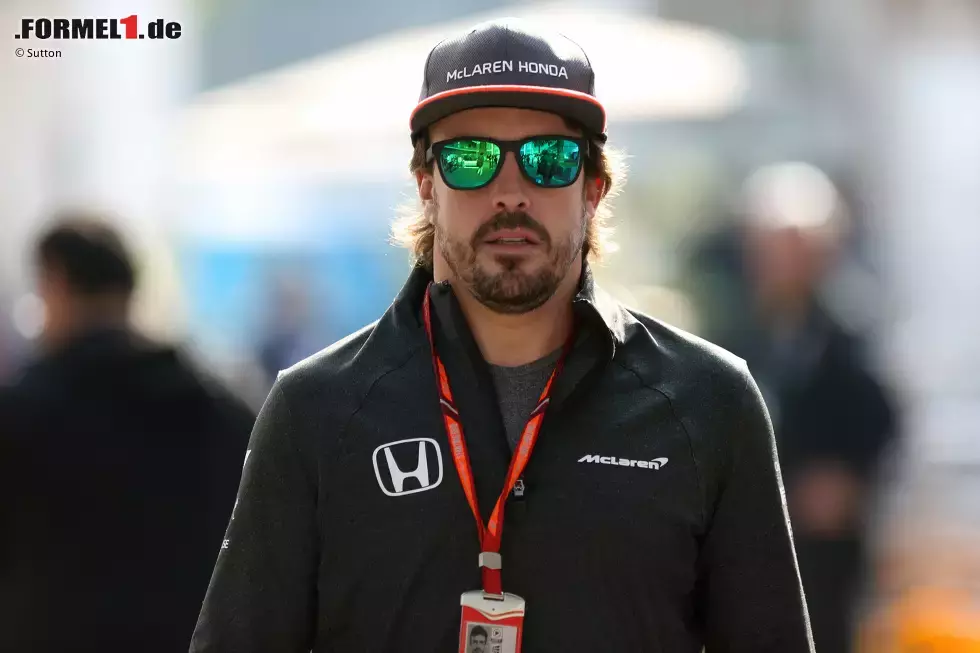 Foto zur News: Fernando Alonso (McLaren)