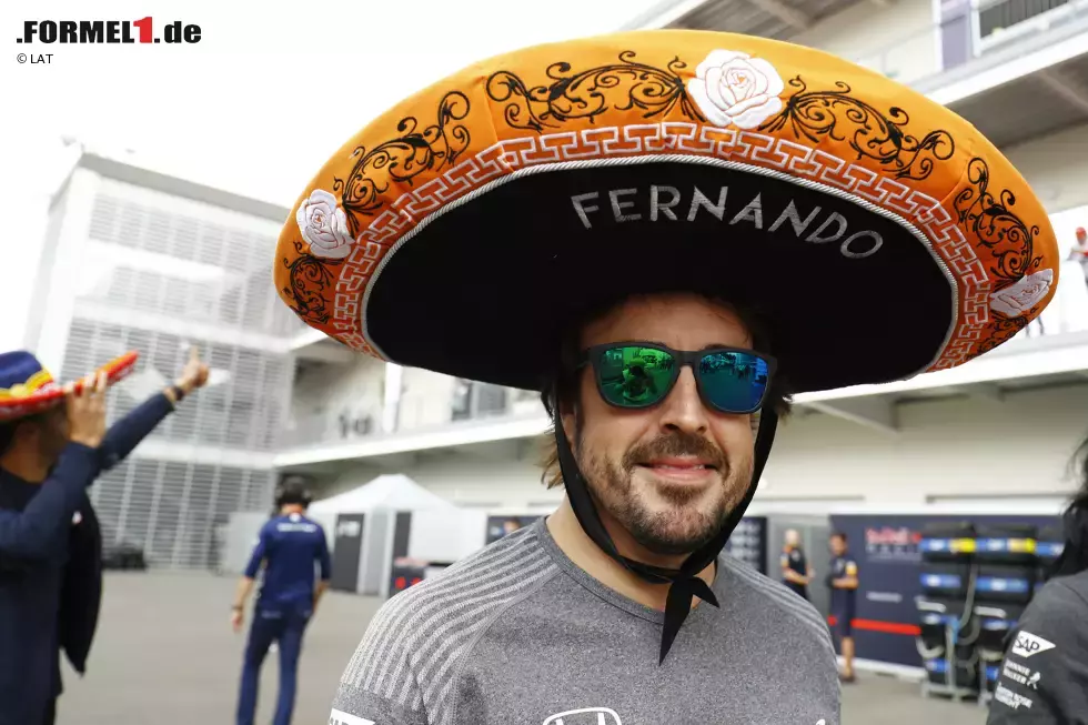 Foto zur News: Fernando Alonso (McLaren)