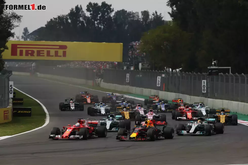 Foto zur News: Sebastian Vettel (Ferrari), Max Verstappen (Red Bull), Lewis Hamilton (Mercedes), Valtteri Bottas (Mercedes), Esteban Ocon (Force India), Carlos Sainz (Renault) und Kimi Räikkönen (Ferrari)