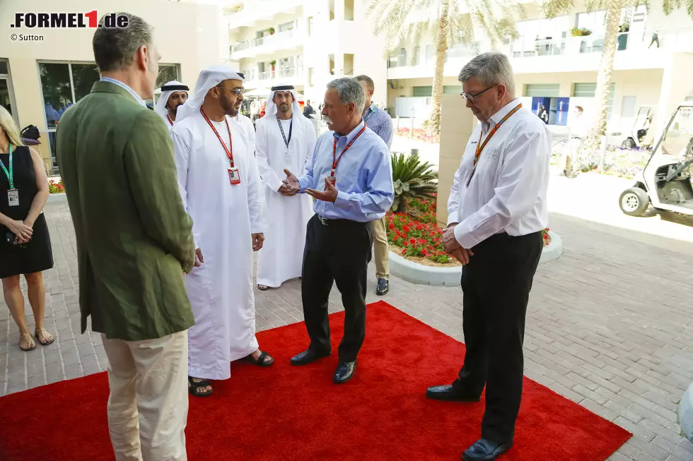 Foto zur News: Ross Brawn und Chase Carey