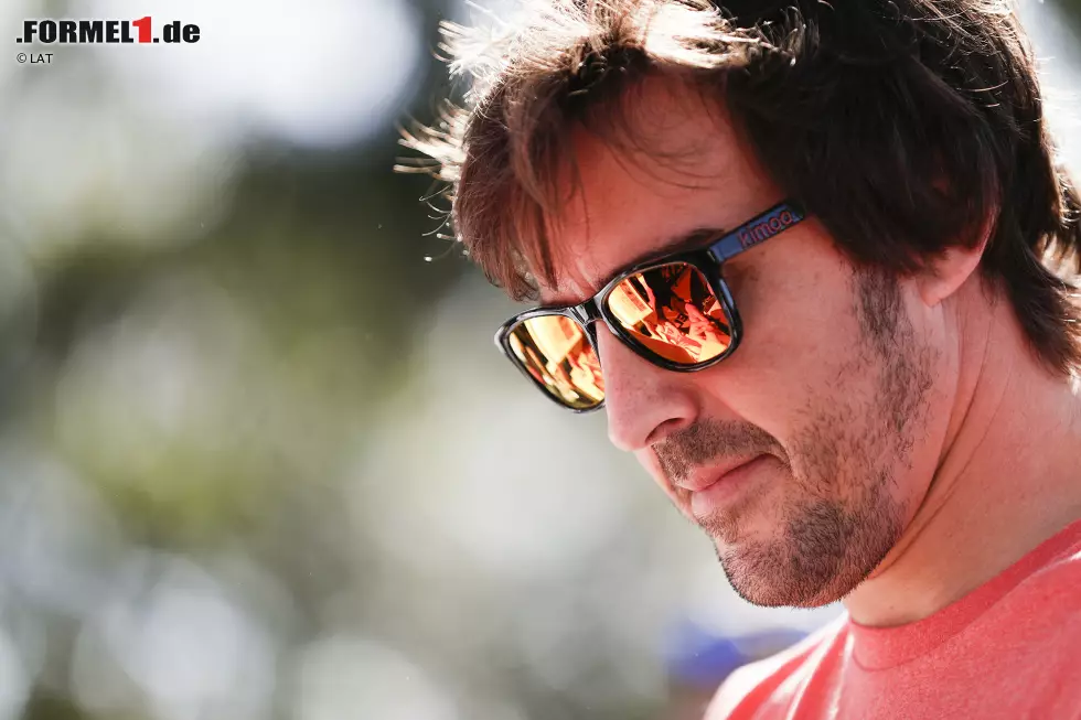 Foto zur News: Fernando Alonso (McLaren)