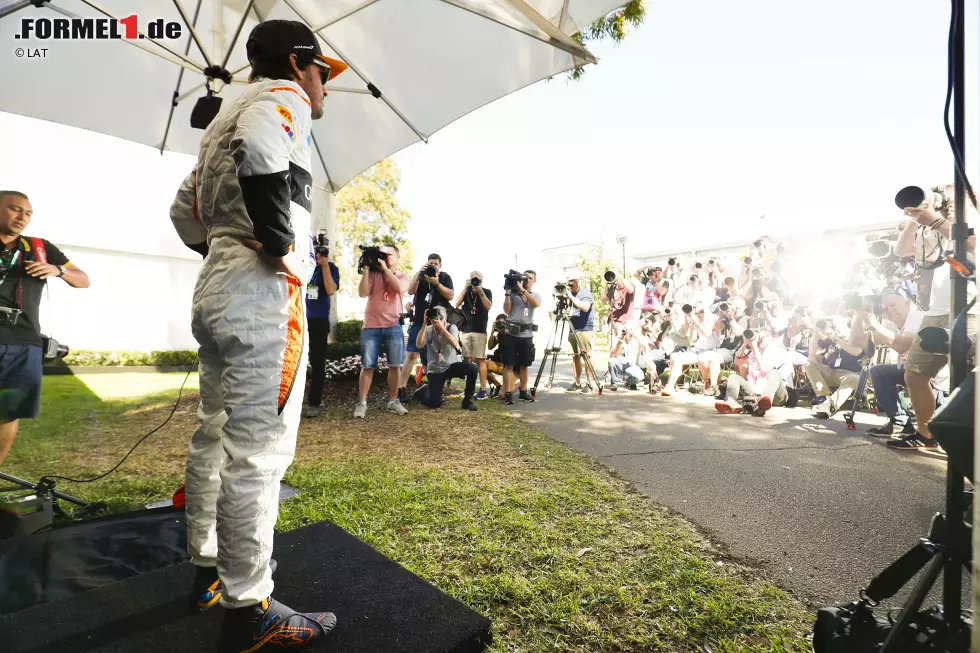 Foto zur News: Fernando Alonso (McLaren)