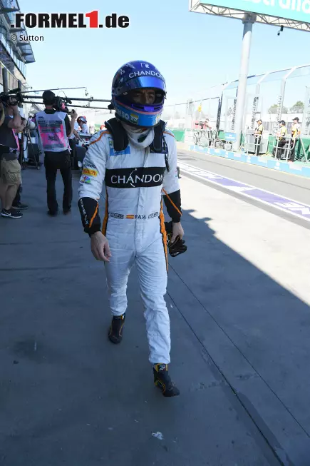 Foto zur News: Fernando Alonso (McLaren)