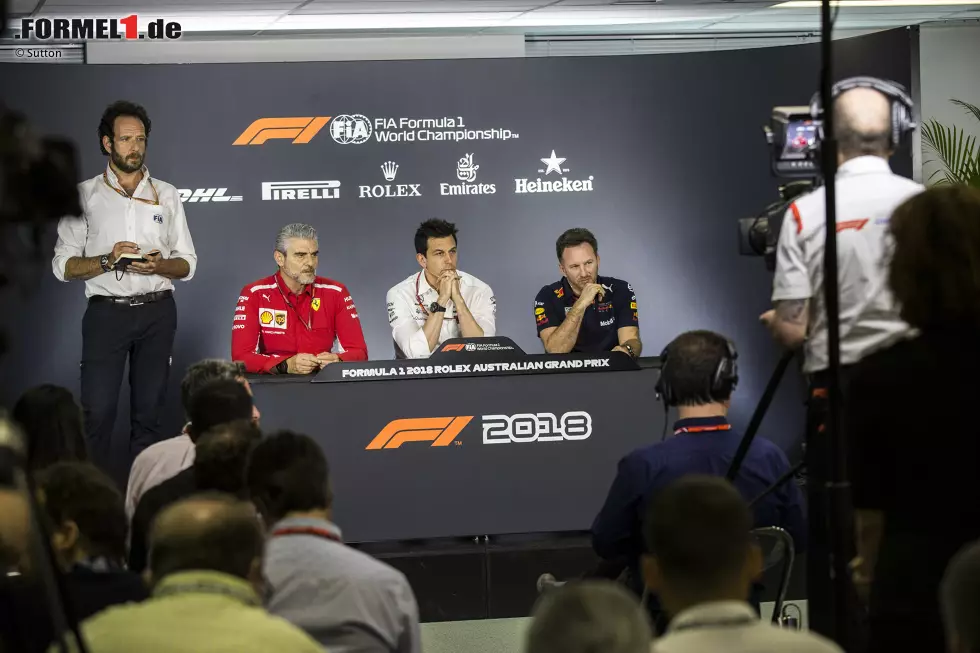 Foto zur News: Maurizio Arrivabene, Toto Wolff und Christian Horner