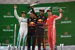 Foto zur News: Valtteri Bottas (Mercedes), Daniel Ricciardo (Red Bull) und Kimi Räikkönen (Ferrari)