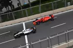 Foto zur News: Lance Stroll (Williams) und Kimi Räikkönen (Ferrari)