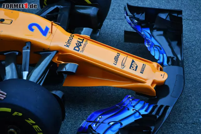 Foto zur News: Die neue und ausgefallene Nase am McLaren MCL33