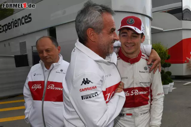 Foto zur News: ... Beat Zehnder freute sich mit dem 20-jährigen Hoffnungsträger aus dem Ferrari-Kader. Teamchef Frederic Vasseur (im Hintergrund) hat offensichtlich auf den richtigen Mann gesetzt.