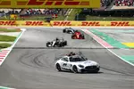 Foto zur News: Lewis Hamilton (Mercedes), Sebastian Vettel (Ferrari) und Valtteri Bottas (Mercedes)