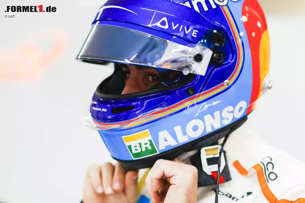 Foto zur News: Fernando Alonso (McLaren)