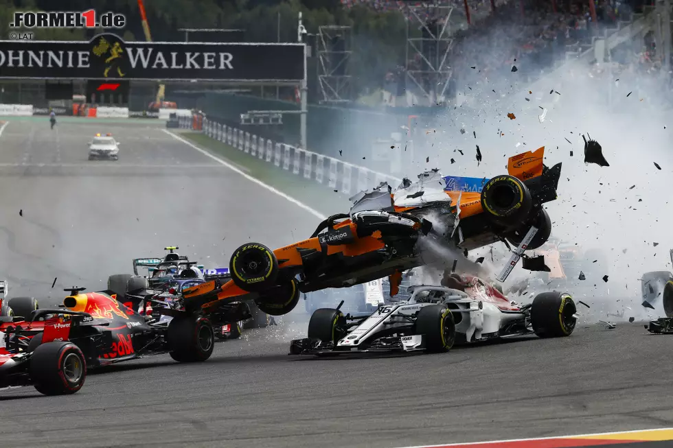 Foto zur News: Fernando Alonso (McLaren), Charles Leclerc (Sauber) und Nico Hülkenberg (Renault)