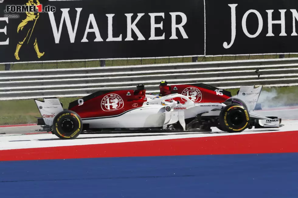 Foto zur News: Marcus Ericsson (Sauber) und Charles Leclerc (Sauber)