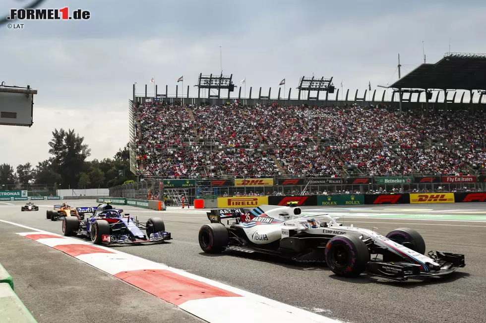 Foto zur News: Sergei Sirotkin (Williams) und Pierre Gasly (Toro Rosso)