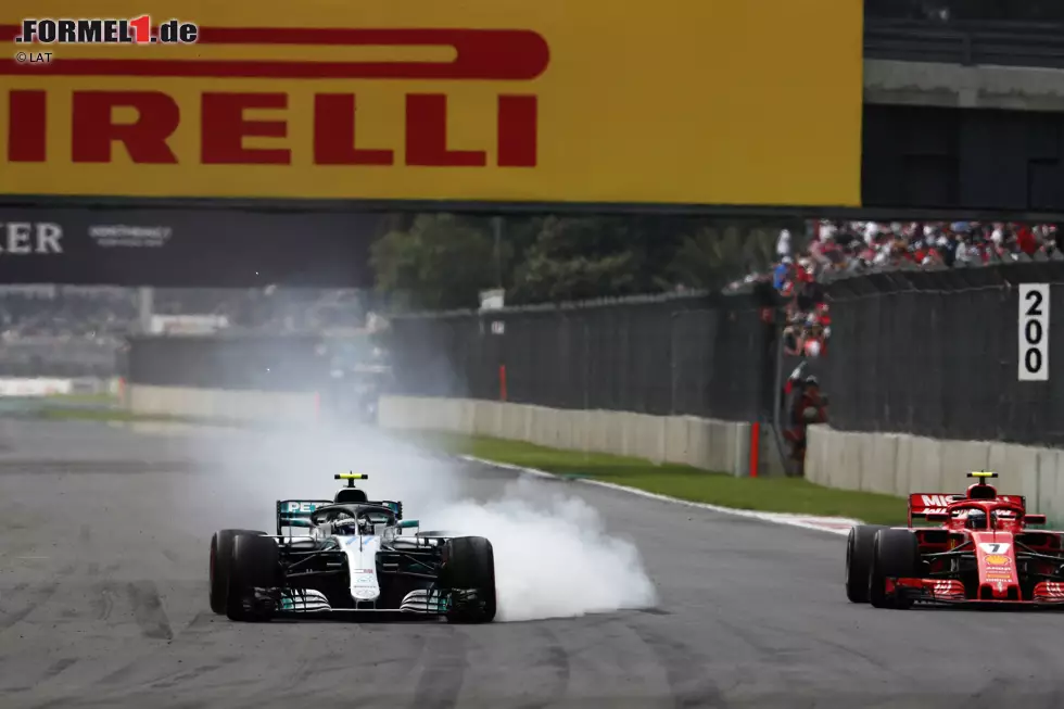 Foto zur News: Valtteri Bottas (Mercedes) und Kimi Räikkönen (Ferrari)