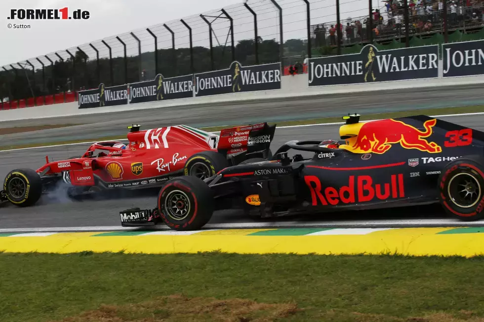 Foto zur News: Kimi Räikkönen (Ferrari) und Max Verstappen (Red Bull)