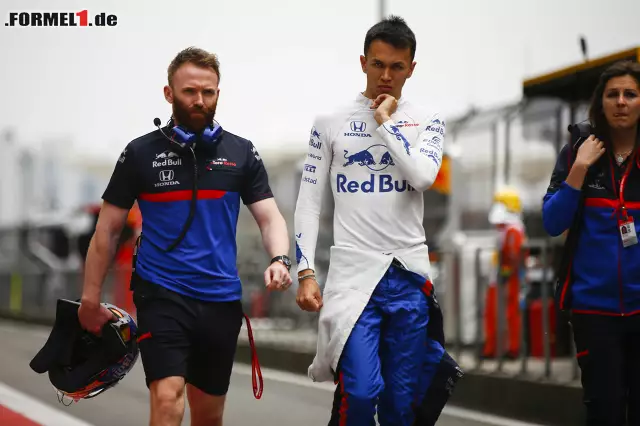 Foto zur News: Alexander Albon (Red Bull Toro Rosso Honda)