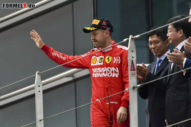 Foto zur News: Vettel auf dem Podium, aber die nächsten Wochen werden entscheidend für den weiteren Saisonverlauf