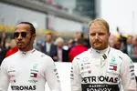 Foto zur News: Lewis Hamilton (Mercedes) und Valtteri Bottas (Mercedes)