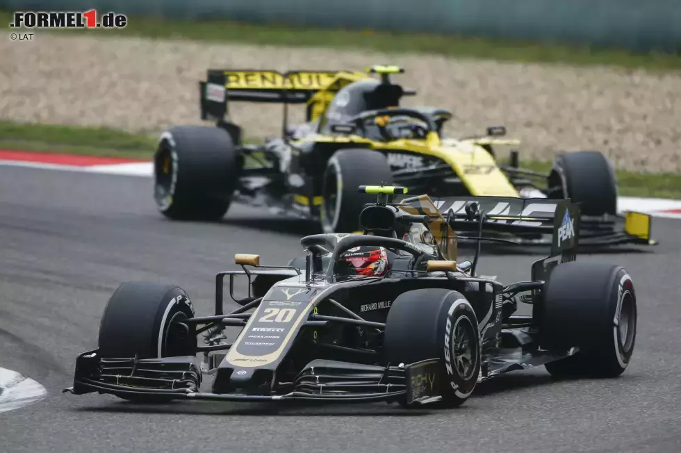 Foto zur News: Kevin Magnussen (Haas) und Nico Hülkenberg (Renault)