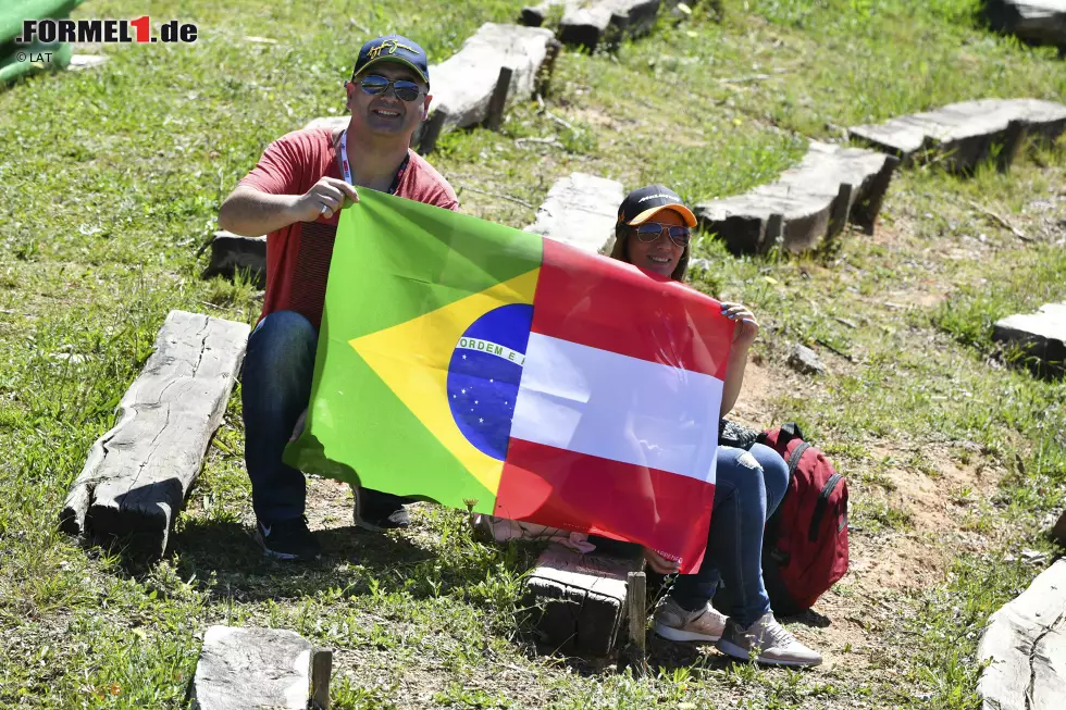 Foto zur News: Fans erinnern an Ayrton Senna und Roland Ratzenberger