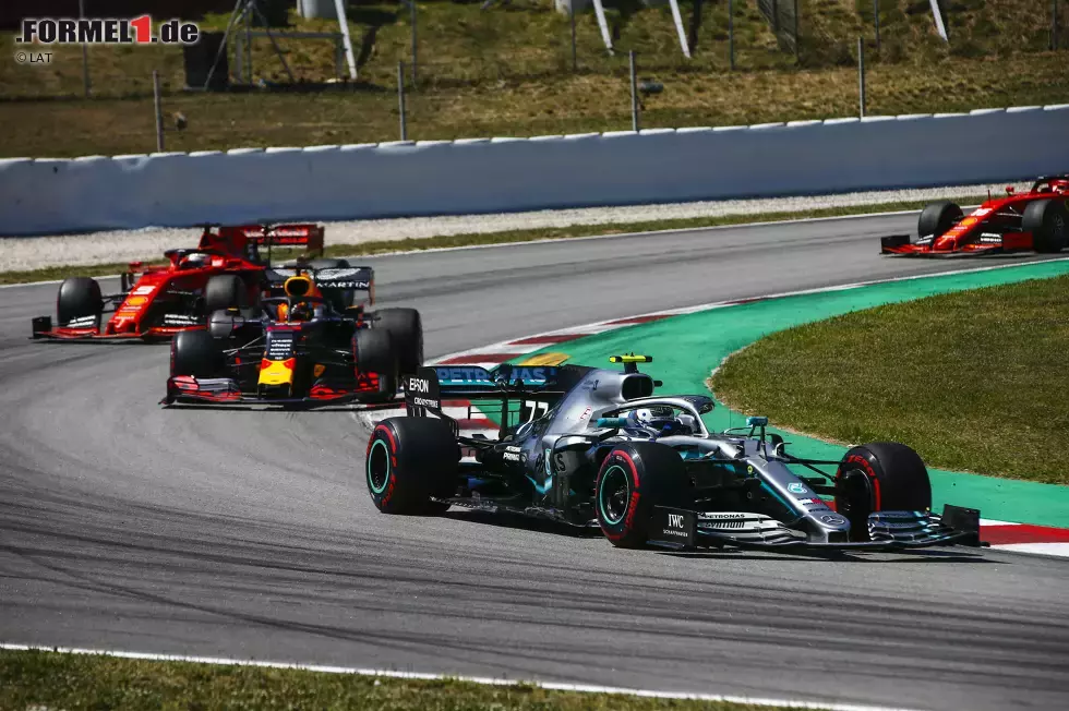 Foto zur News: Valtteri Bottas (Mercedes), Max Verstappen (Red Bull), Sebastian Vettel (Ferrari) und Charles Leclerc (Ferrari)