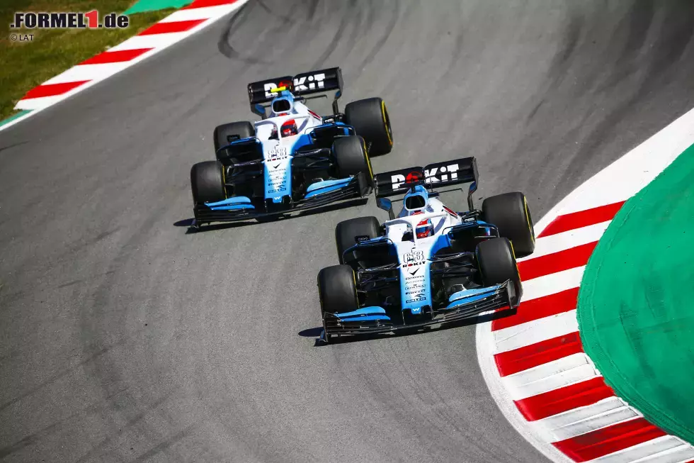 Foto zur News: George Russell (Williams) und Robert Kubica (Williams)