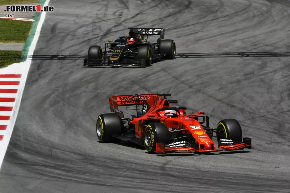 Foto zur News: Antonio Fuoco und Kevin Magnussen (Haas)