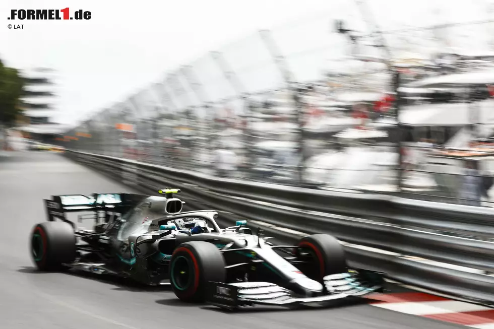 Foto zur News: Valtteri Bottas (Mercedes)