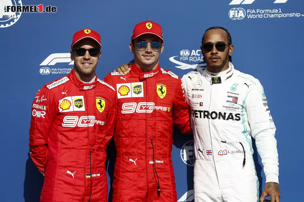 Foto zur News: Sebastian Vettel (Ferrari), Charles Leclerc (Ferrari) und Lewis Hamilton (Mercedes)