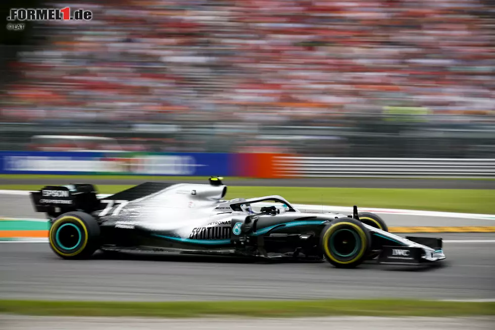 Foto zur News: Valtteri Bottas (Mercedes)