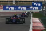 Foto zur News: Pierre Gasly (Toro Rosso) und Daniil Kwjat (Toro Rosso)