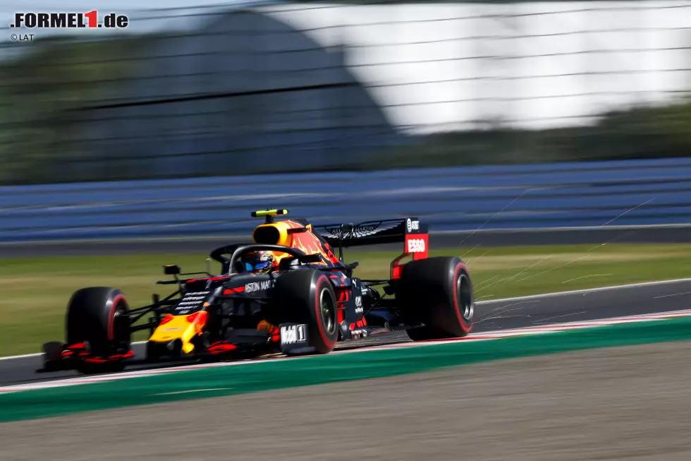 Foto zur News: Alexander Albon (Red Bull)