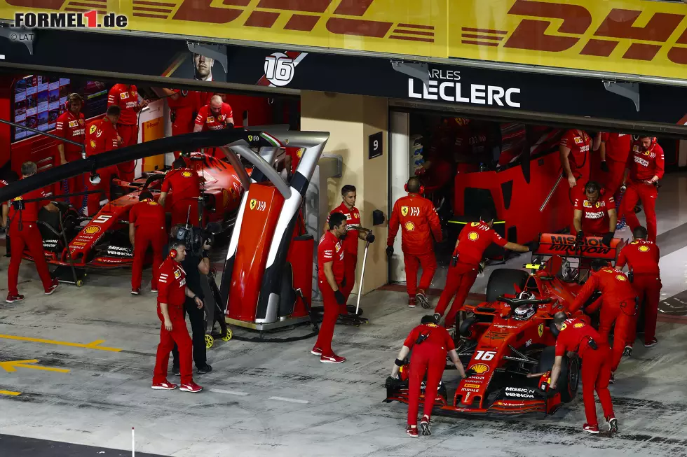 Foto zur News: Sebastian Vettel (Ferrari) und Charles Leclerc (Ferrari)