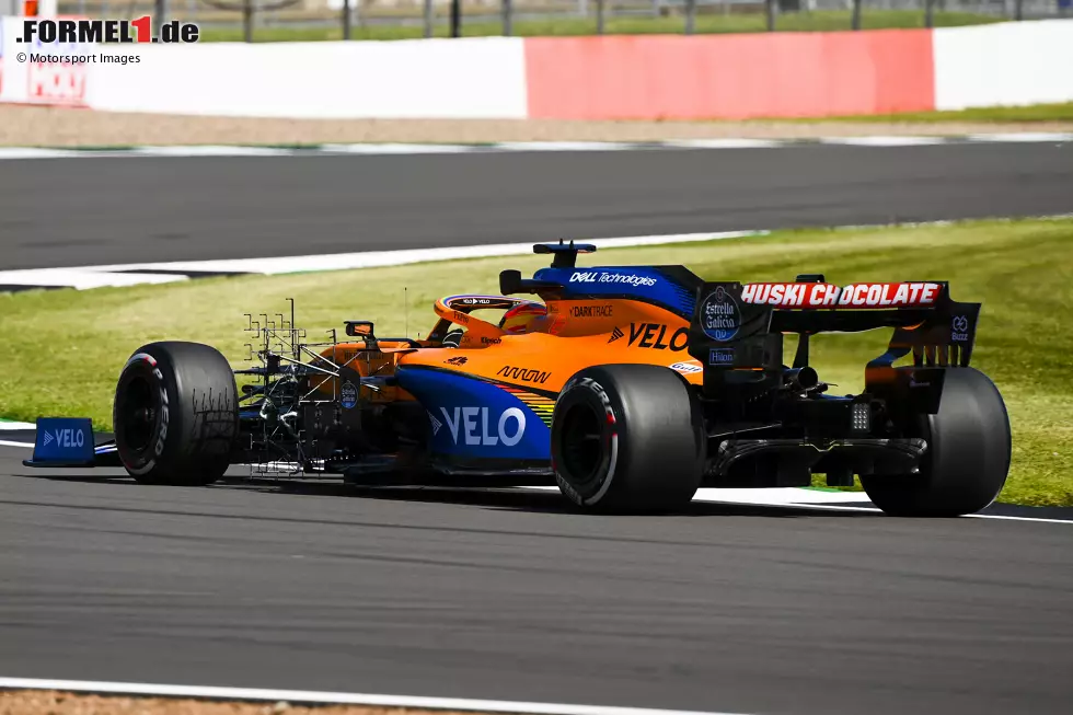 Foto zur News: Carlos Sainz (McLaren)