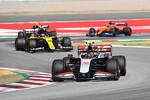 Foto zur News: Kevin Magnussen (Haas) und Esteban Ocon (Renault)
