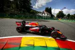 Foto zur News: Alexander Albon (Red Bull)