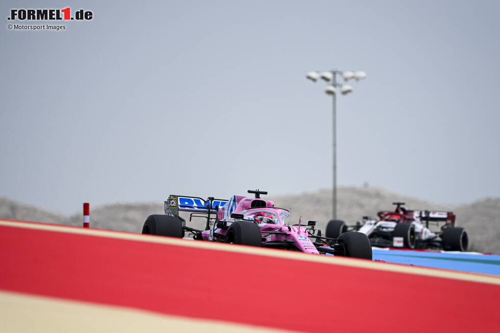 Foto zur News: Sergio Perez (Racing Point) und Robert Kubica