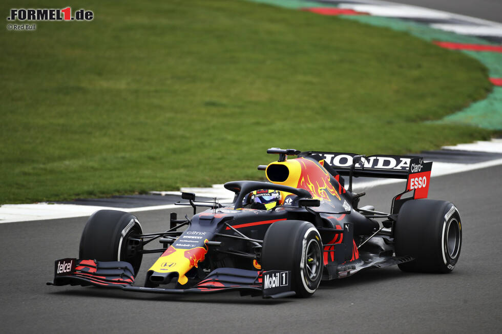 Fotos Sergio Perez Erste Ausfahrt Im Red Bull Foto 15 55