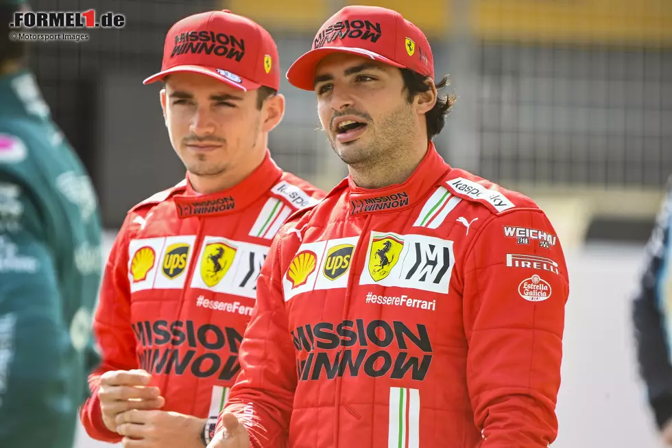 Foto zur News: Charles Leclerc (Ferrari) und Carlos Sainz (Ferrari)