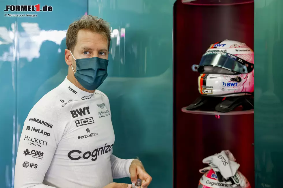 Foto zur News: Sebastian Vettel (Aston Martin)