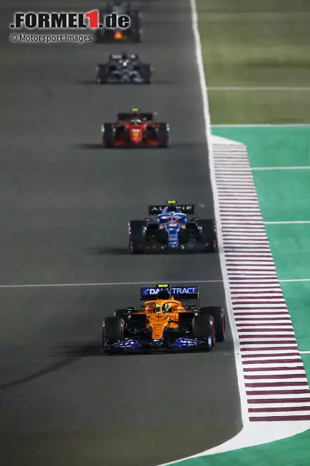 Foto zur News: Lando Norris (McLaren), Esteban Ocon (Alpine) und Carlos Sainz (Ferrari)