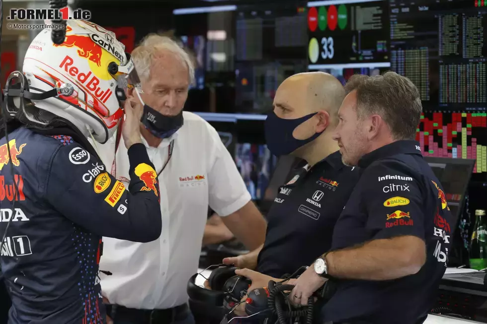 Foto zur News: Max Verstappen (Red Bull) und Christian Horner