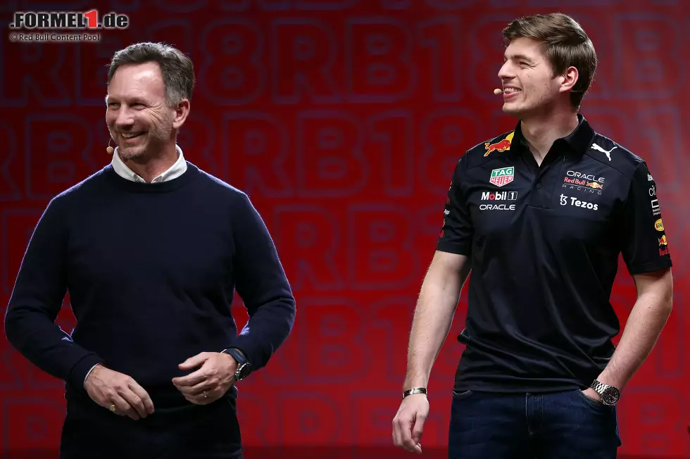 Foto zur News: Christian Horner und Max Verstappen (Red Bull)