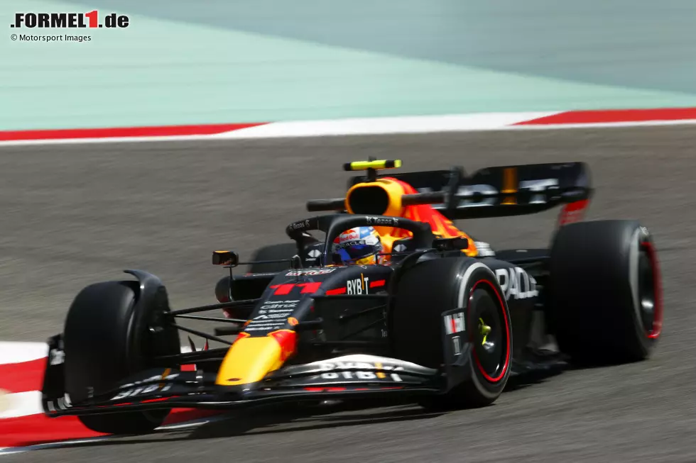 Foto zur News: Sergio Perez (Red Bull)