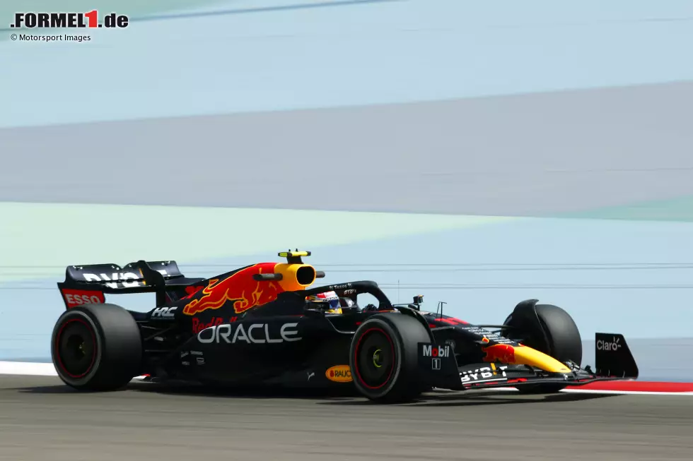 Foto zur News: Sergio Perez (Red Bull)